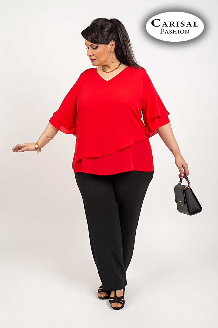 Blusa Roja con Doble capa.