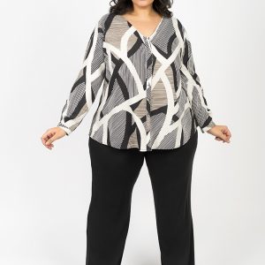 Blusa de escote en V con estampado abstracto.