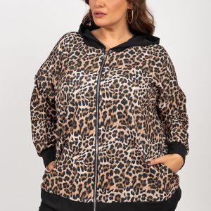 Chaqueta animal print con capucha