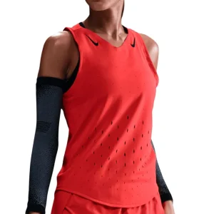 CT2366 Camiseta De Tirantes Running_Mujer_Nike Aeroswift